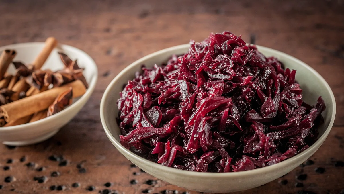 braised-red-cabbage braised-red-cabbage